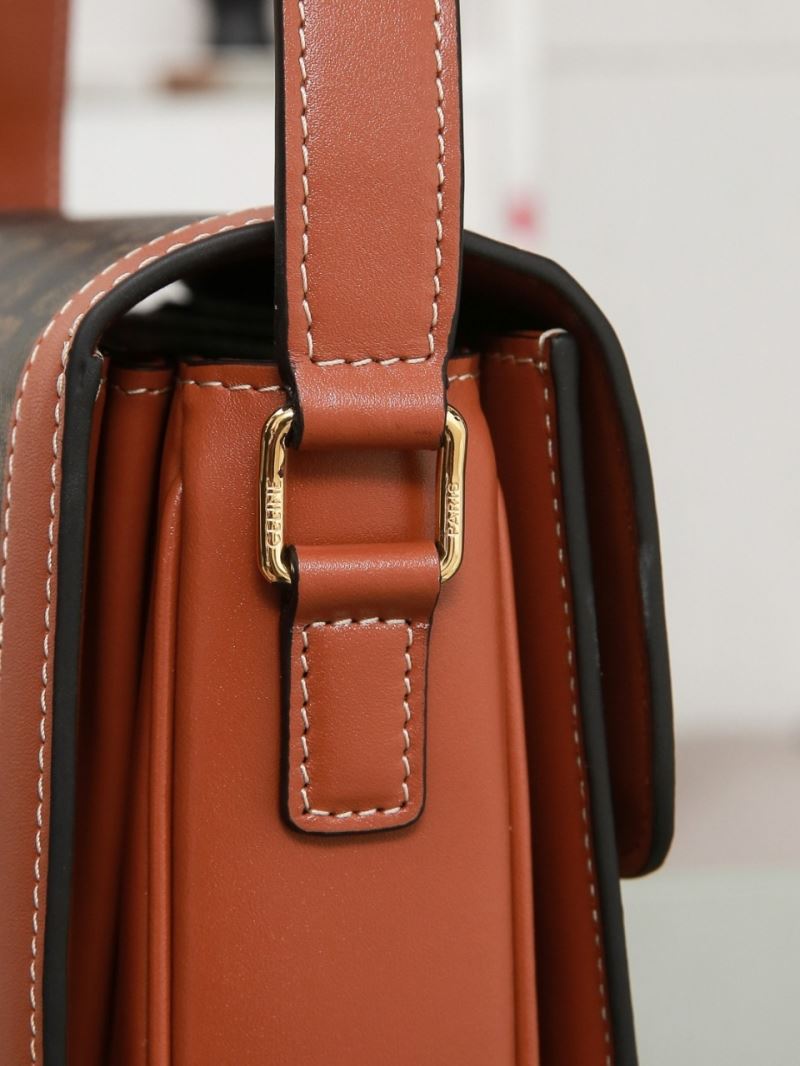 Ce1i*e triomphe bags